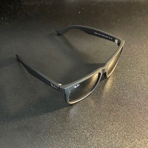 Ray Ban sunglasses Justin Classic with case
